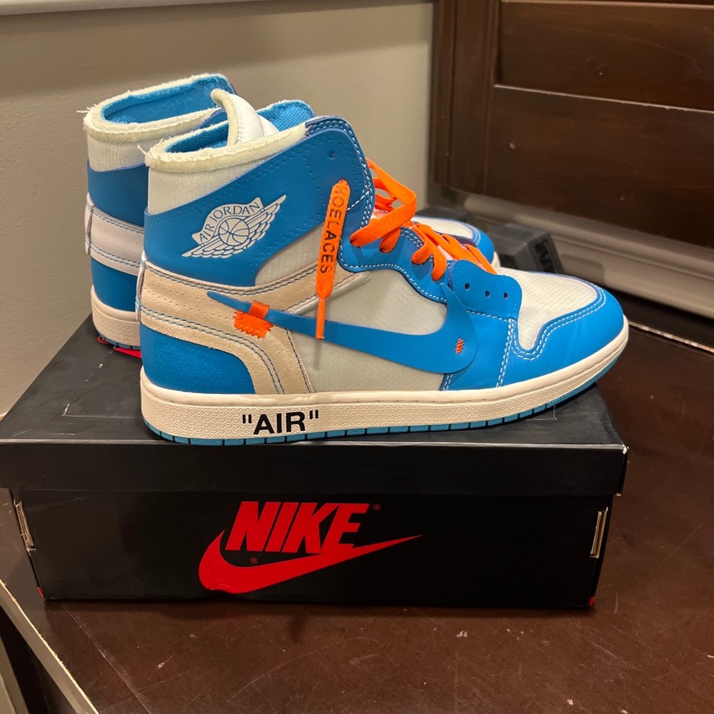 Jordan 1 Retro High Off-White University Blue size 11